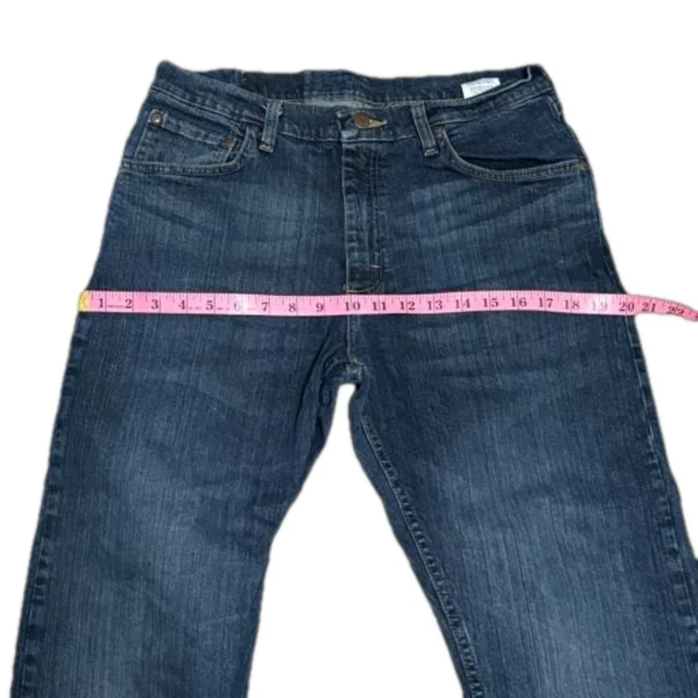Wrangler Relaxed Fit Cotton Spandex Denim Blue Jeans Men Size 32 x 30